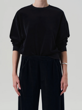 Load image into Gallery viewer, Vintage Crewneck Sweatshirt in Notte
