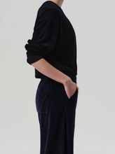 Load image into Gallery viewer, Vintage Crewneck Sweatshirt in Notte
