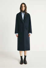 Load image into Gallery viewer, Milo Coat in Navy
