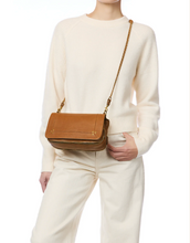 Load image into Gallery viewer, Bobi in Camel
