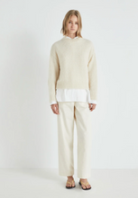 Load image into Gallery viewer, Claude Pullover in Talc
