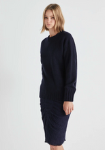 Load image into Gallery viewer, Tijuca Pullover in Marine
