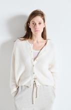 Load image into Gallery viewer, Vitow Cardigan in Blanc
