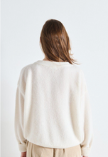 Load image into Gallery viewer, Vitow Jumper in Blanc
