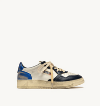 Load image into Gallery viewer, Super Vintage Low Top Trainers in Leather/White/Blue Space
