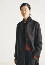 Load image into Gallery viewer, Tilman Coat in Black Pepper
