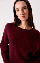 Load image into Gallery viewer, Vitow Jumper in Grenat Melange
