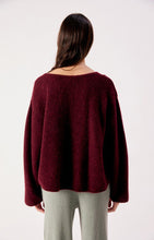 Load image into Gallery viewer, Vitow Jumper in Grenat Melange

