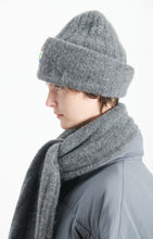 Load image into Gallery viewer, Vitow Beanie in Steel Melange
