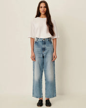 Load image into Gallery viewer, Bay Cruise Jeans in Astral Blue

