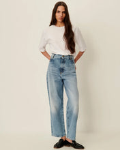 Load image into Gallery viewer, Bay Cruise Jeans in Astral Blue
