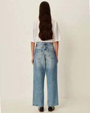 Load image into Gallery viewer, Bay Cruise Jeans in Astral Blue
