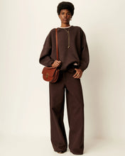 Load image into Gallery viewer, Dalt 5 Pocket Jeans in Coffea
