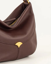 Load image into Gallery viewer, Divilio Small Bag in Coffee Leather
