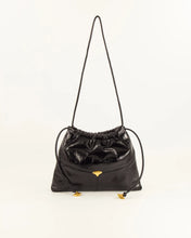 Load image into Gallery viewer, Divio Small Leather Pouch Bag in Black
