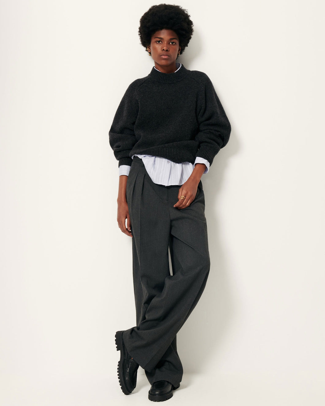 Dalan Jumper in Carbonella