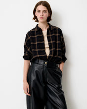 Load image into Gallery viewer, Deliwool Shirt in Navypath
