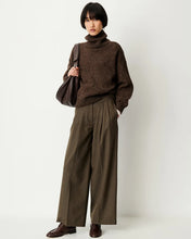 Load image into Gallery viewer, Hojiki Trousers
