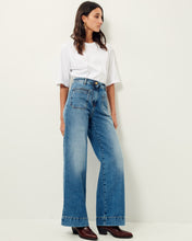 Load image into Gallery viewer, Johnny O Flared High Waisted Jeans Vintage Blue
