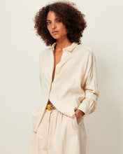 Load image into Gallery viewer, Lady D Blouse in Fleur de Sel
