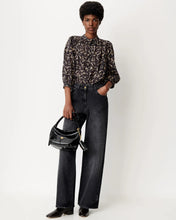 Load image into Gallery viewer, Lylis Shirt in Whiblack
