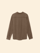 Load image into Gallery viewer, Scout Shirt in Vineleaf
