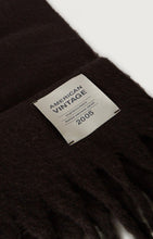 Load image into Gallery viewer, Zinaco Scarf in Brownie
