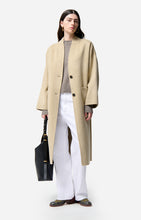 Load image into Gallery viewer, Bachir Coat in Beige Chine
