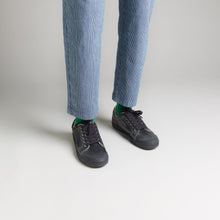 Load image into Gallery viewer, Low Top Crackled Leather in Black
