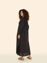 Load image into Gallery viewer, Boden Dress in Black
