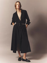 Load image into Gallery viewer, Boden Dress in Black
