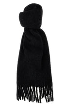 Load image into Gallery viewer, Firny Scarf in Black
