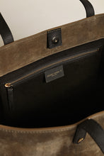Load image into Gallery viewer, Pasadena Bag in Military Green
