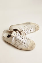 Load image into Gallery viewer, V-Star Trainers in Optic White
