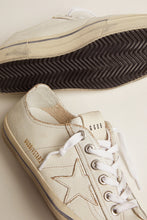 Load image into Gallery viewer, V-Star Trainers in Optic White
