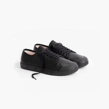Load image into Gallery viewer, Low Top Leather Trainers in Black
