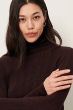 Load image into Gallery viewer, Norte Turtleneck In Ganache
