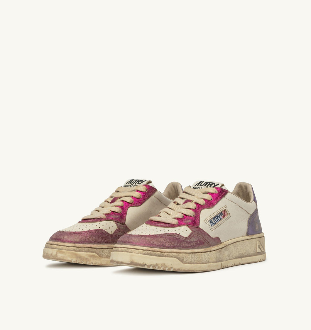 Super Vintage Low Top Trainers in Metal/Leather Fuchsia/Violet
