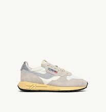 Load image into Gallery viewer, Reelwind Low Top Trainers in Suede/ Nylon/ Net White/ Silver
