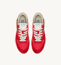Load image into Gallery viewer, Reelwind Low Top Trainers in Nylon/ Crack White/ Red
