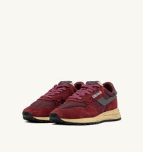 Load image into Gallery viewer, Reelwind Low Top Trainers in Suede/Net Roun/Cordovan
