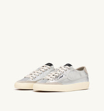 Load image into Gallery viewer, Windscape Low Top Trainers in Laminated Canvas/ Suede Silver
