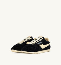 Load image into Gallery viewer, Windspin Low Trainers in Suede/Leather/Black/Rutabaga
