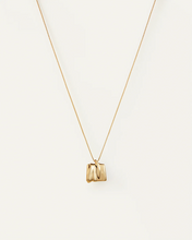Load image into Gallery viewer, Sundra Pendant Necklace in Gold
