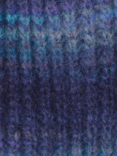 Load image into Gallery viewer, Reice Beanie in Navy Ombre
