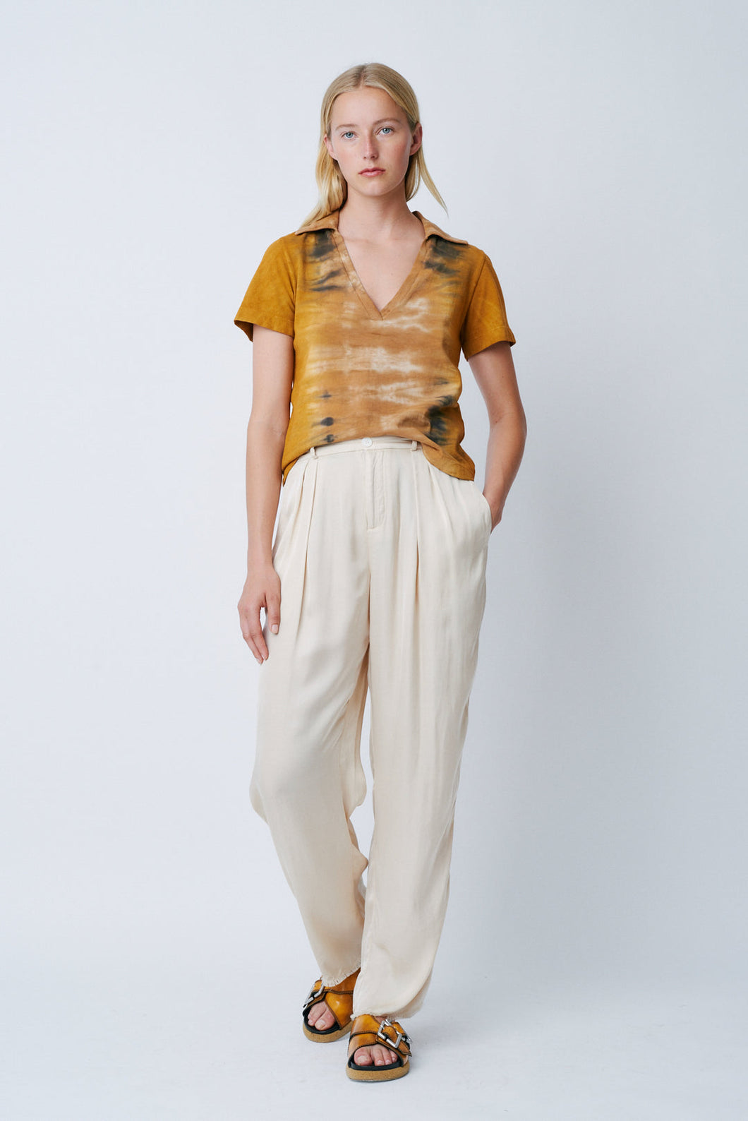 Pleated Trousers in Champagne