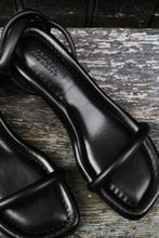 Load image into Gallery viewer, Bertee Sandals in Black
