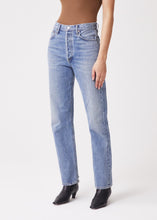 Load image into Gallery viewer, 90&#39;s Pinch Waist Jeans in Endless
