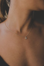 Load image into Gallery viewer, Mini Melt Necklace in Gold
