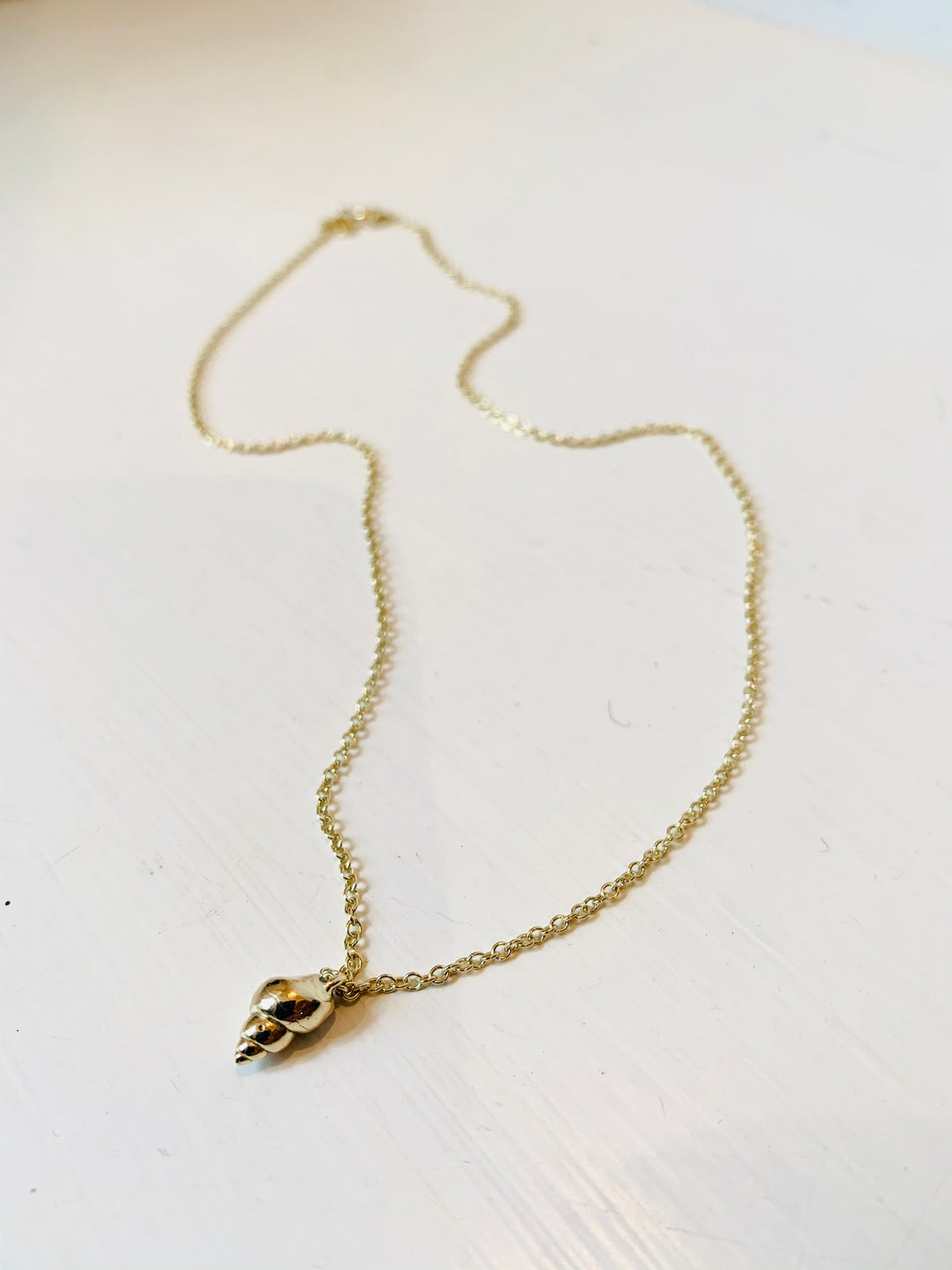 Shell Necklace in Gold